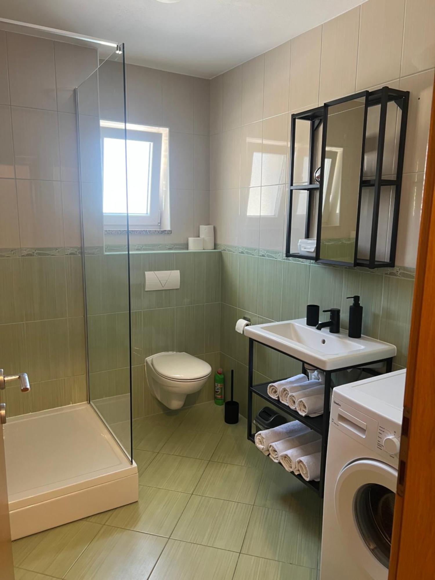 M&Z Apartmani Primošten Exterior foto